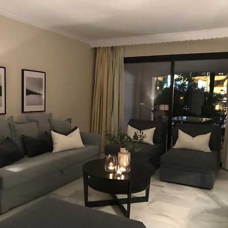 Large And Elegant In Puerto Banus With Pools And Paddle Lägenhet Marbella Exteriör bild