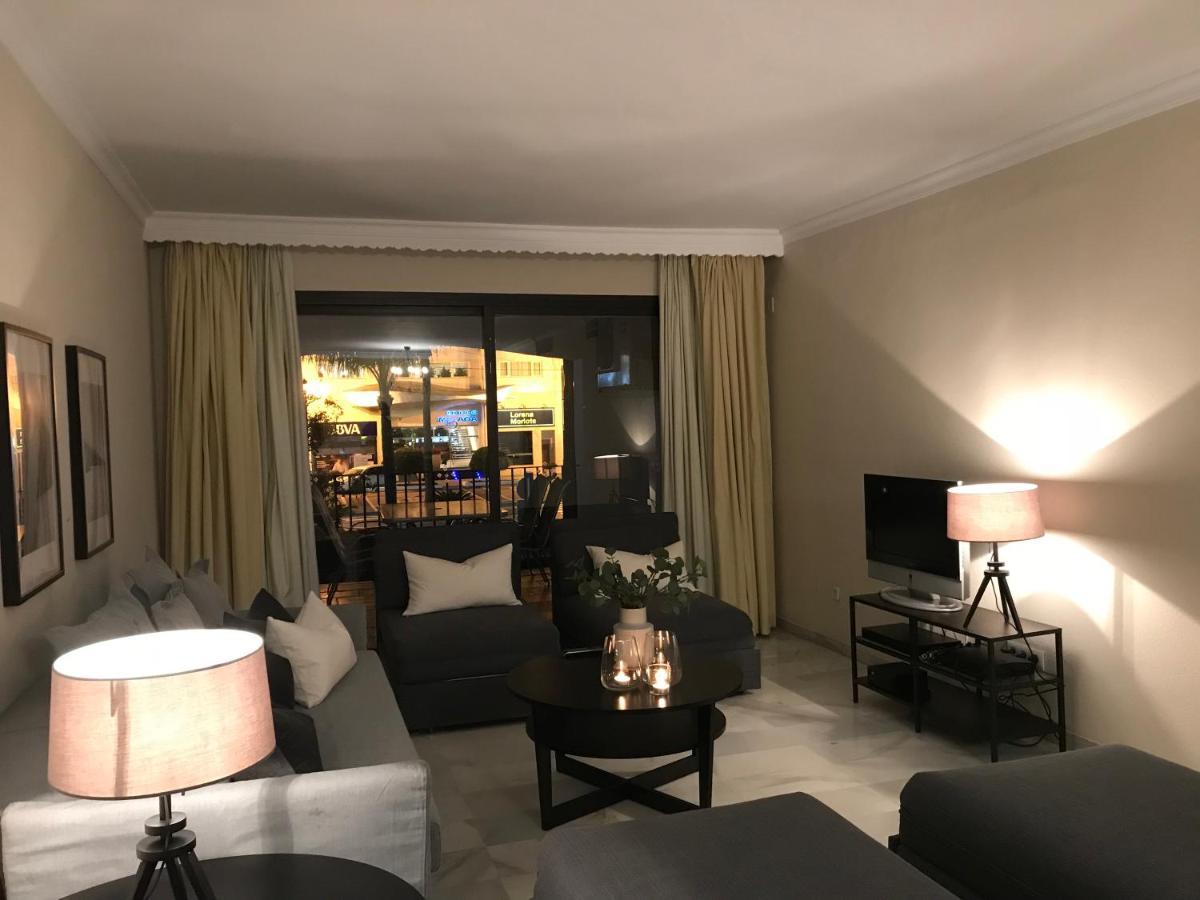 Large And Elegant In Puerto Banus With Pools And Paddle Lägenhet Marbella Exteriör bild