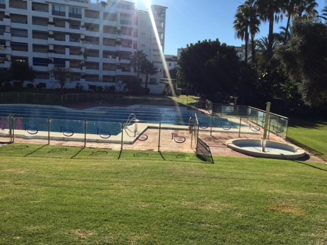 Large And Elegant In Puerto Banus With Pools And Paddle Lägenhet Marbella Exteriör bild